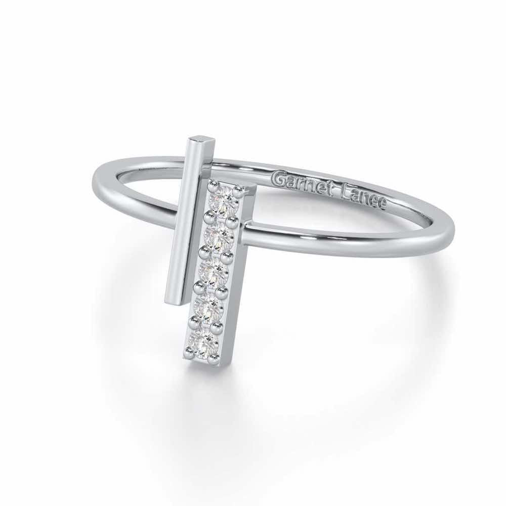 Regal Brilliance Silver Ring - White Gold - Image 2