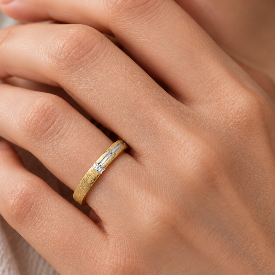 Aveline Simplicity Silver Ring