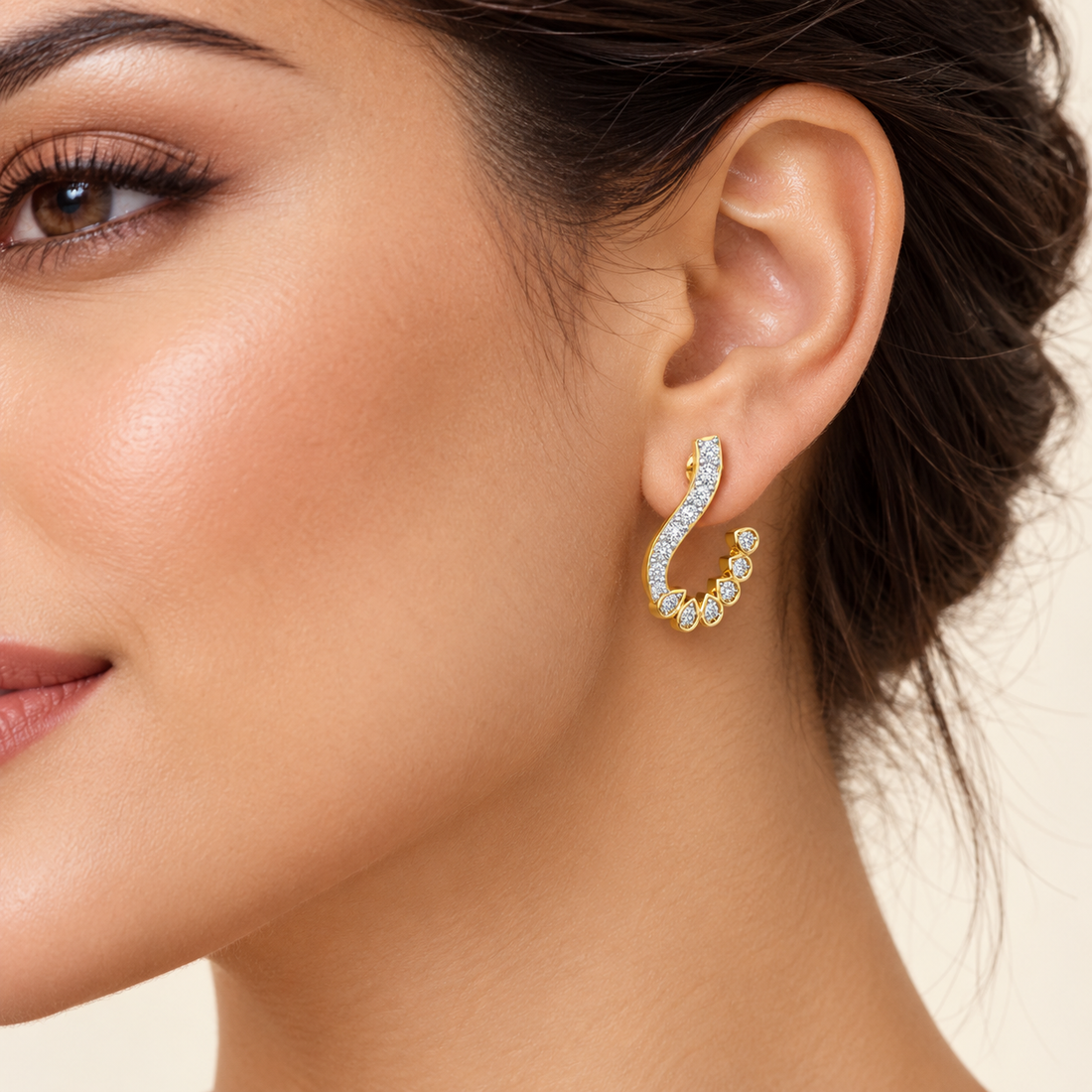 Enchanting Eloquence Silver Stud Earrings