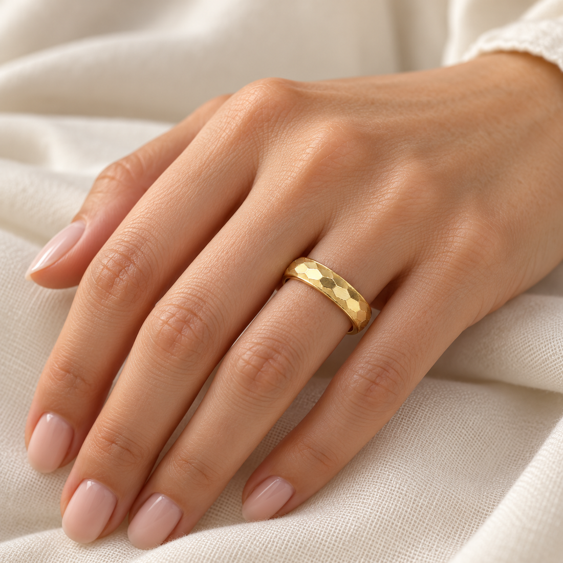 Lumi Silver Ring