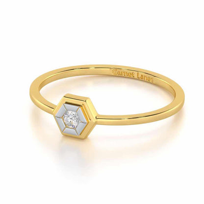 Classic Elegance Silver Ring - Yellow Gold - Image 2