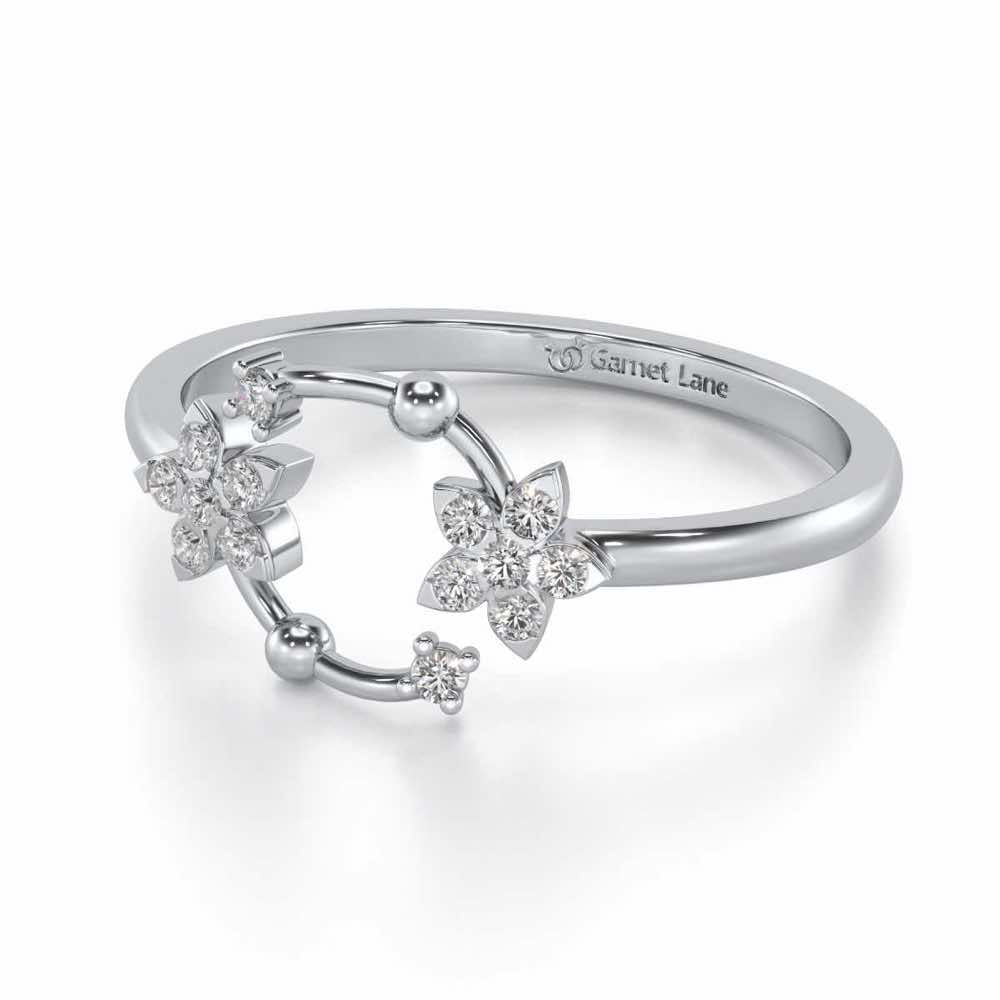 Linked Flora Silver Ring - White Gold - Image 2