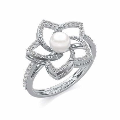 Pole Star Silver Pearl Ring - White Gold - Image 1