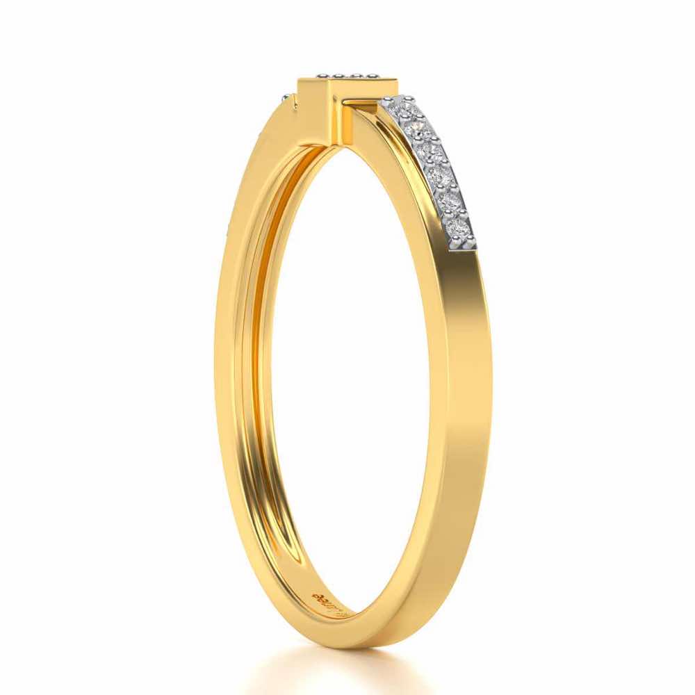 Queens Solitaire Silver Ring - Yellow Gold - Image 3