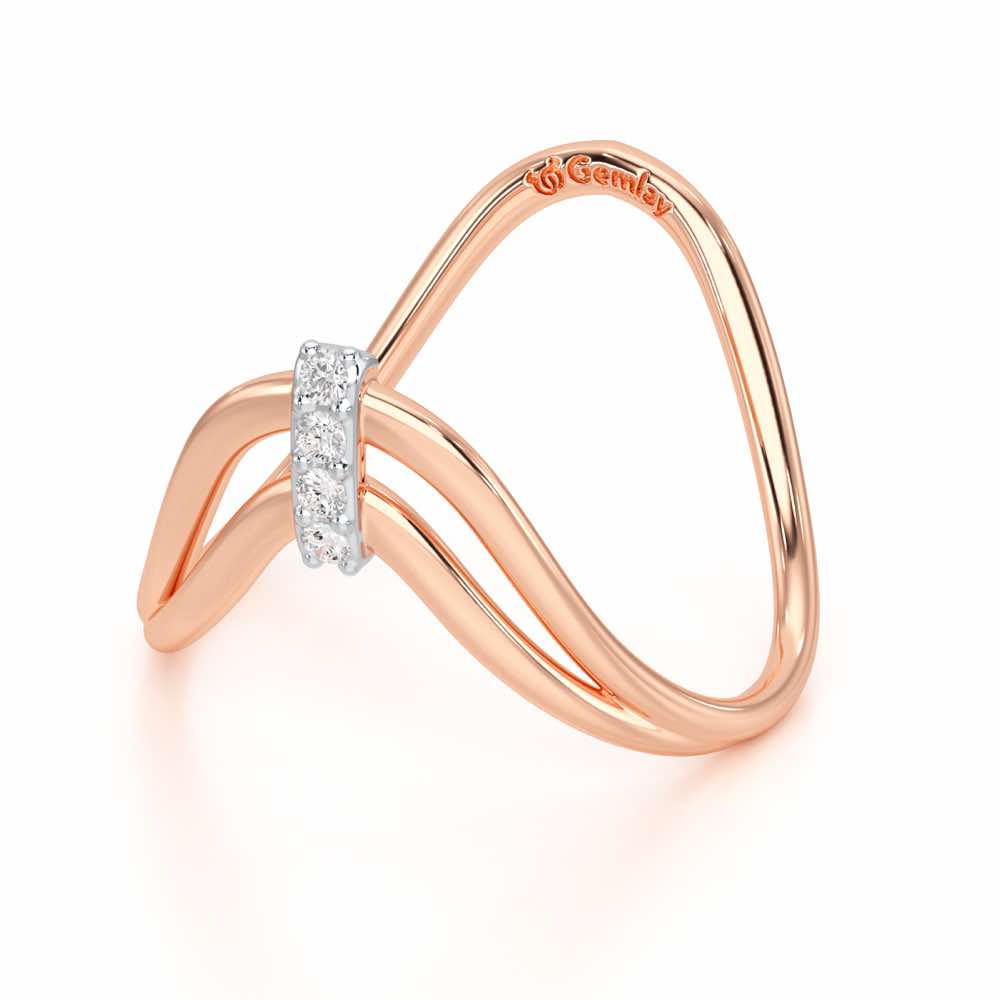 Holding Vanki Silver Ring - Rose Gold - Image 3
