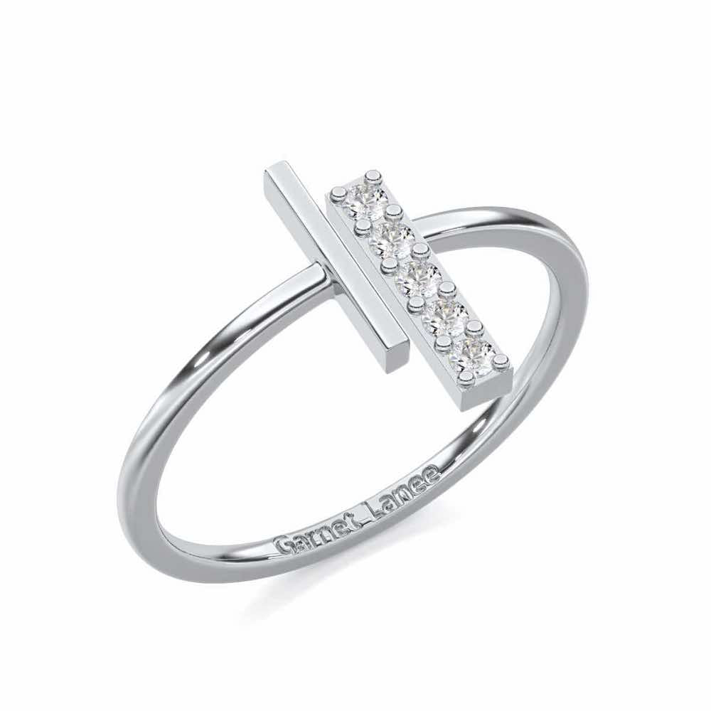 Regal Brilliance Silver Ring - White Gold - Image 1
