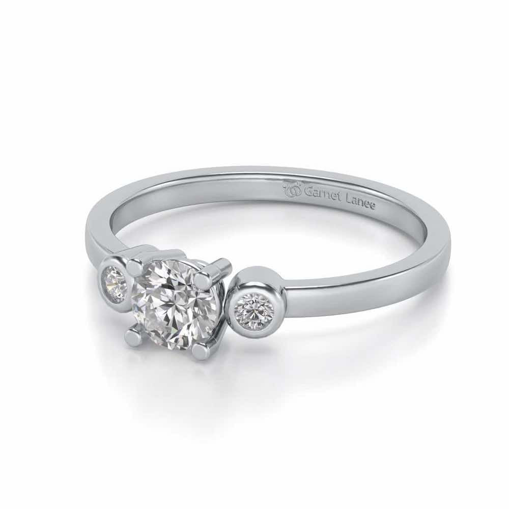 Regent Solitaire Silver Ring - White Gold - Image 2