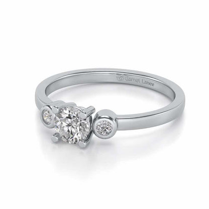 Regent Solitaire Silver Ring - White Gold - Image 2