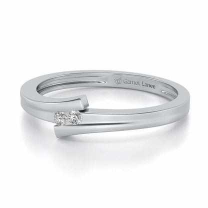 Simplistic Silver Band Ring - White Gold - Image 2