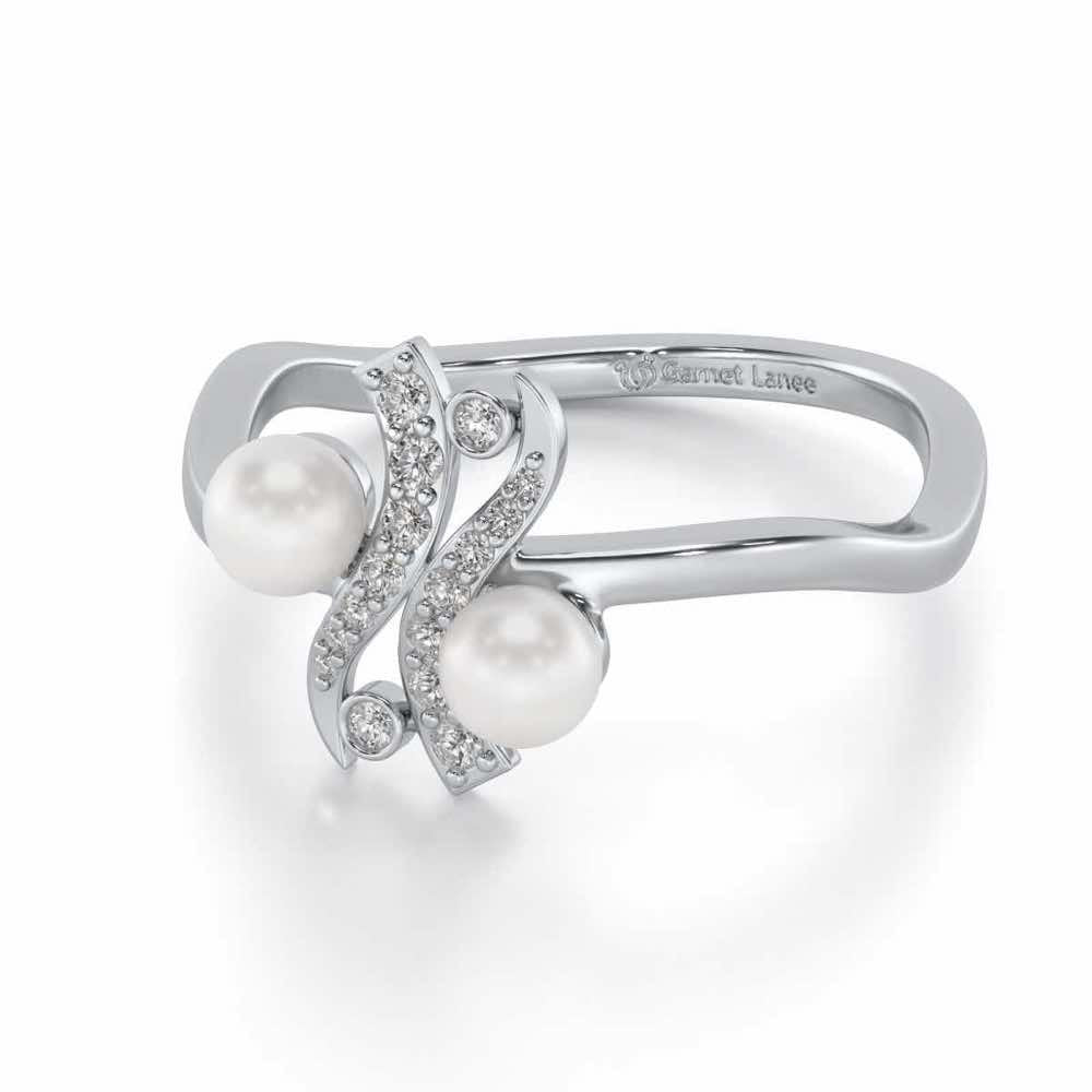 Subtle Silver Pearl Ring - White Gold - Image 2