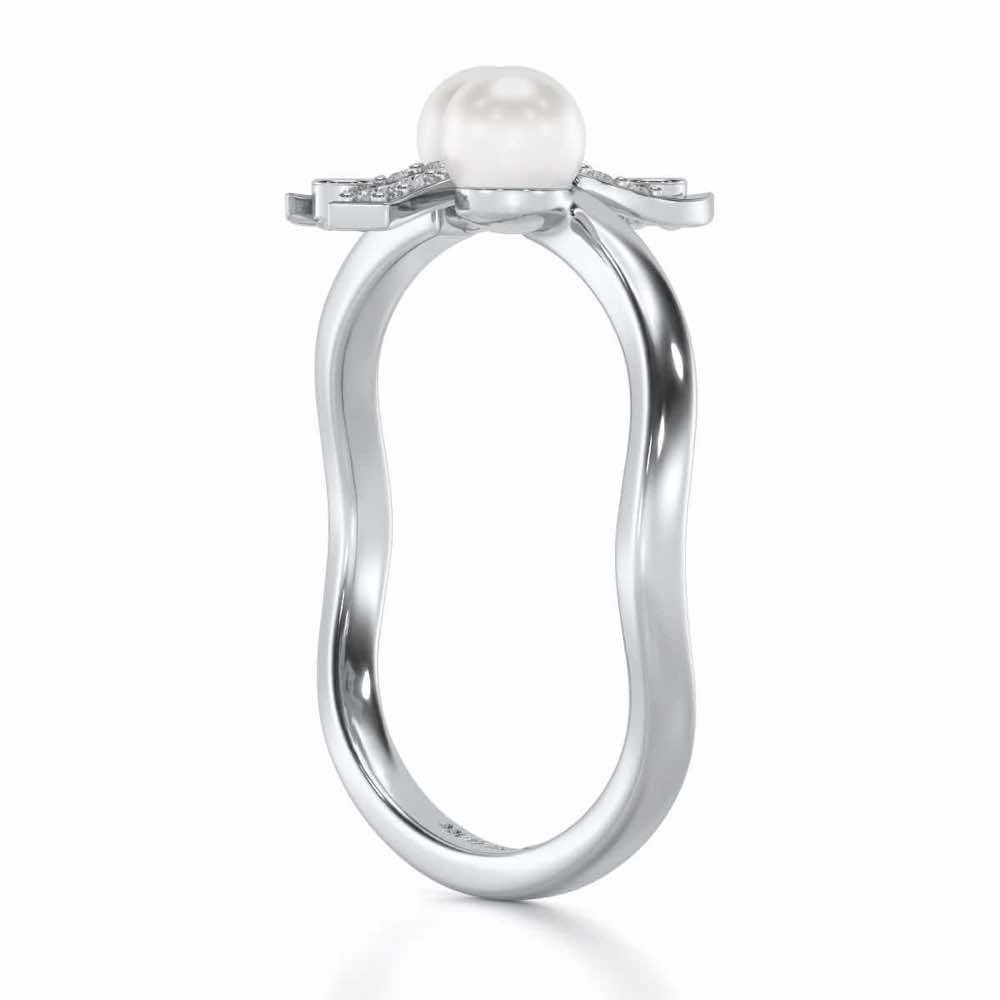 Subtle Silver Pearl Ring - White Gold - Image 3