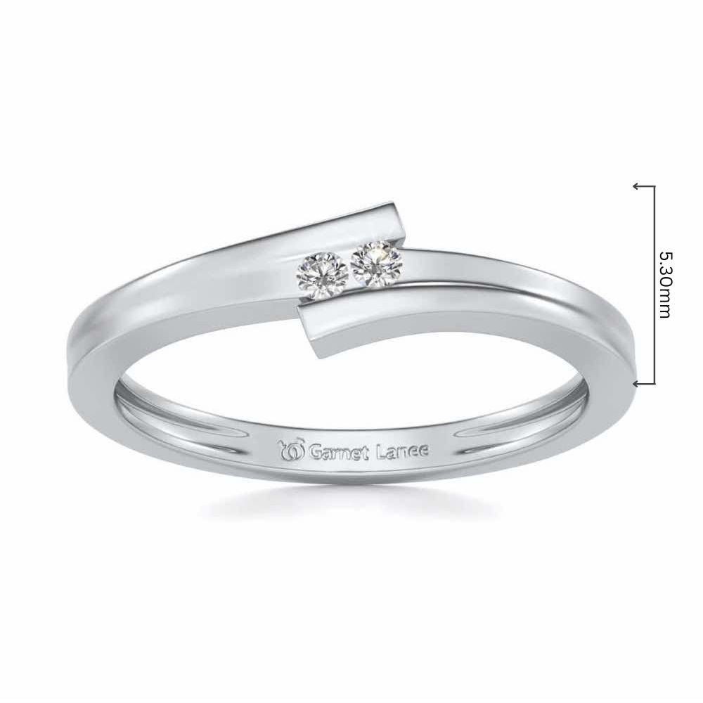 Simplistic Silver Band Ring - White Gold - Image 5