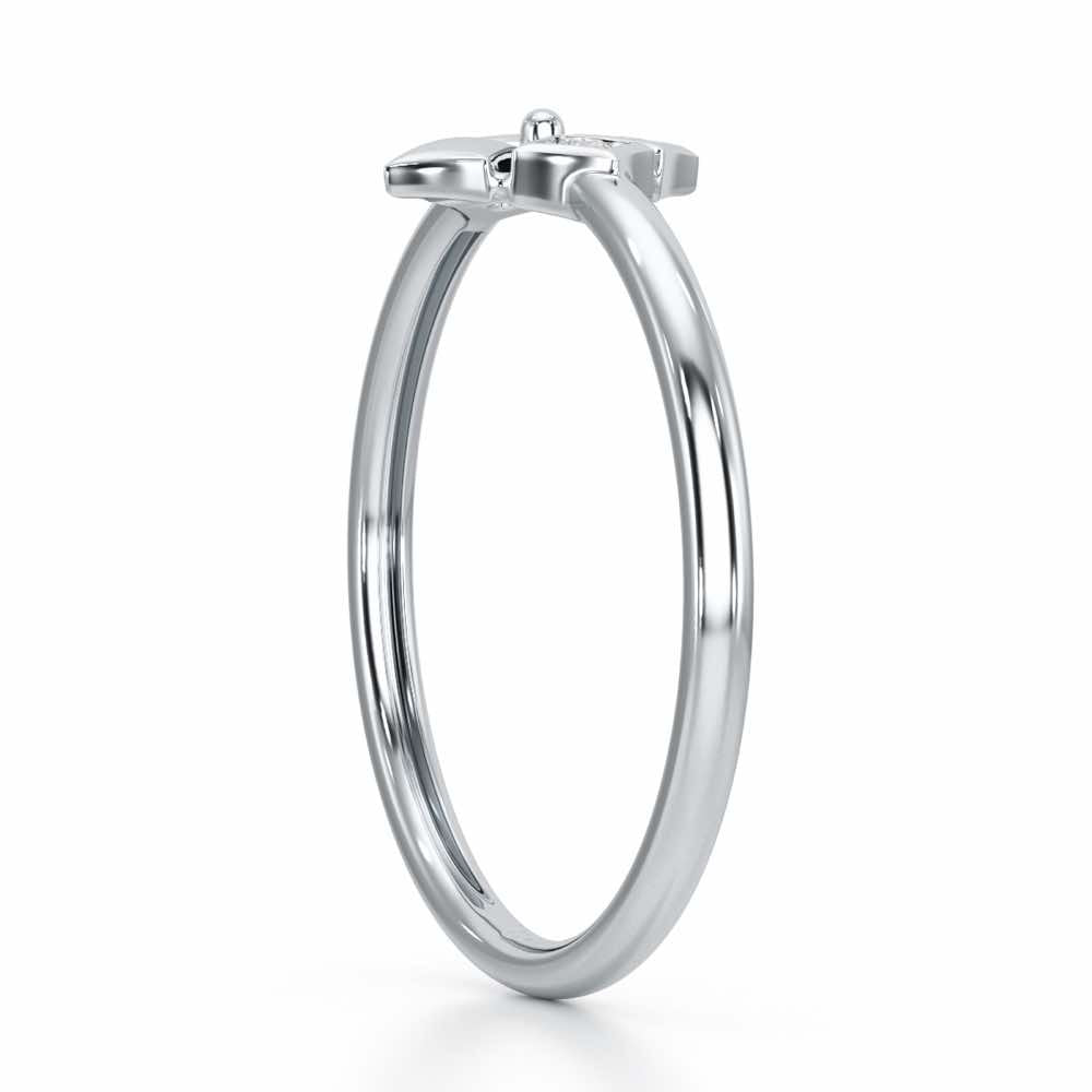 Four Pinch Silver Ring - White Gold - Image 4