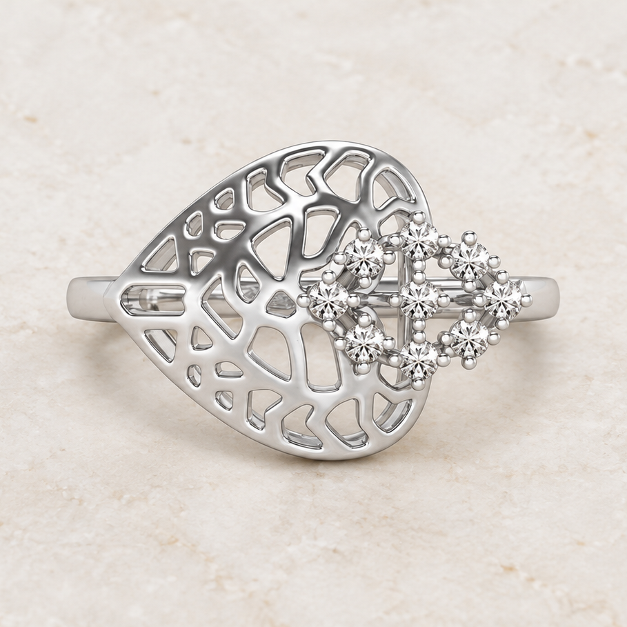 Alia Shine Silver Ring, square aesthetic view