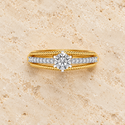 Antique cae Solitaire Silver Ring in yellow gold, square aesthetic image