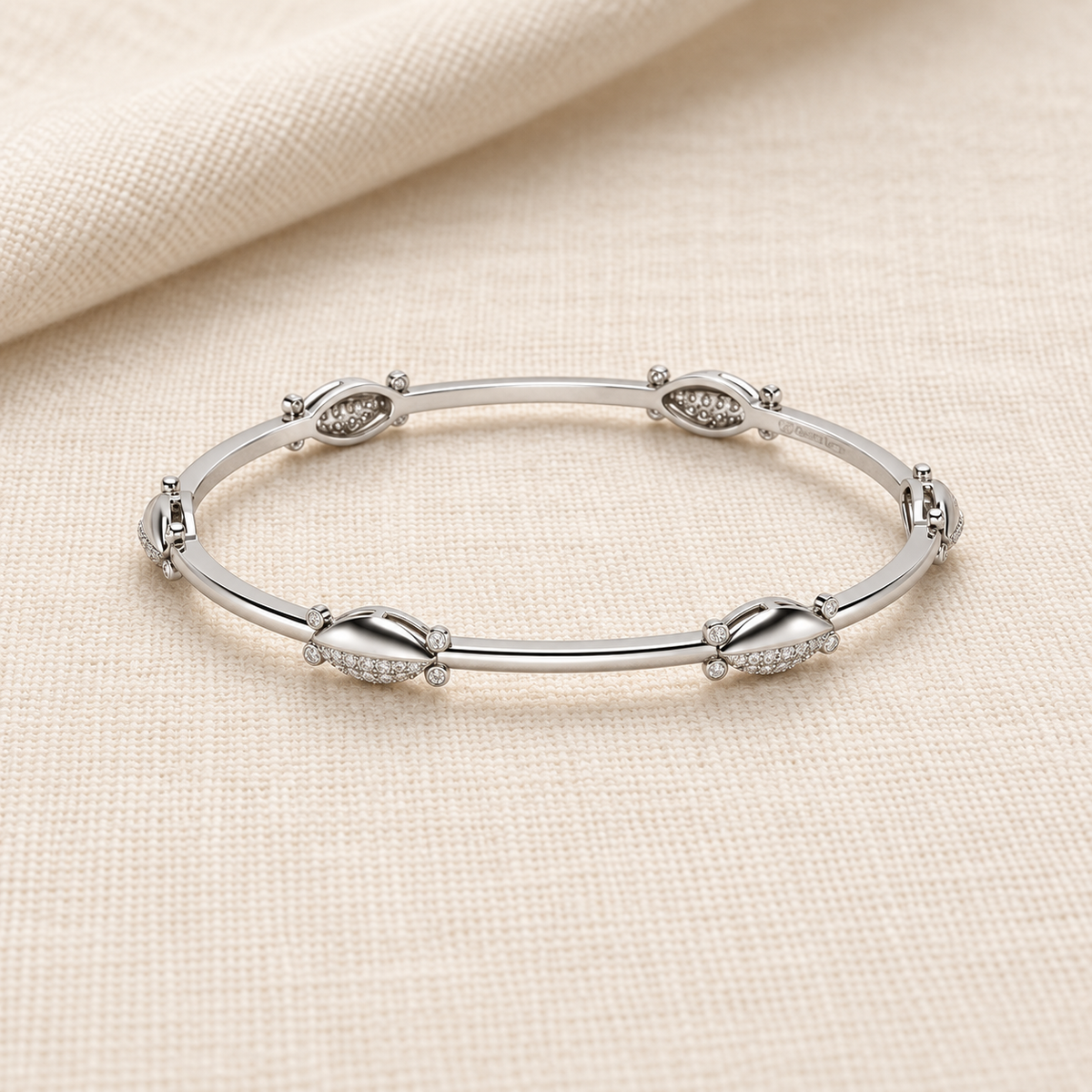 Blanche Silver Bangles - White Gold - Aesthetic