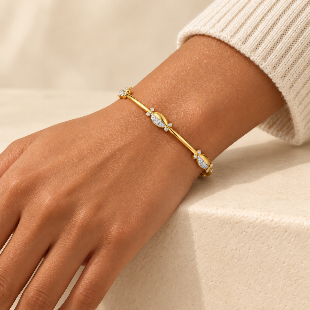 Blanche Silver Bangles - Yellow Gold - Model