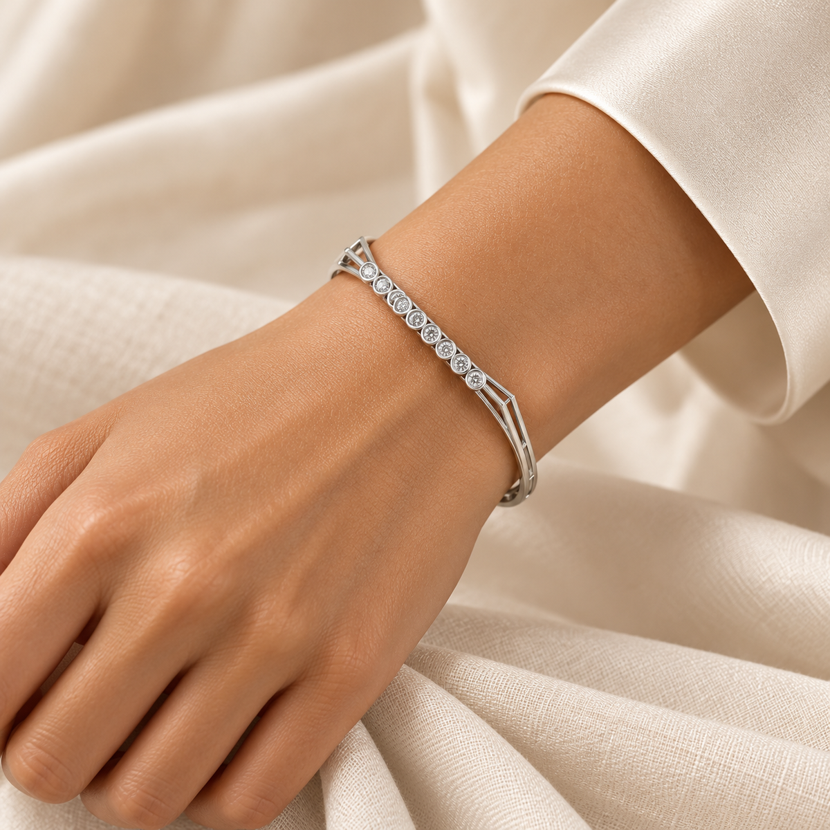 Caelum Silver Bangles - White Gold - Model