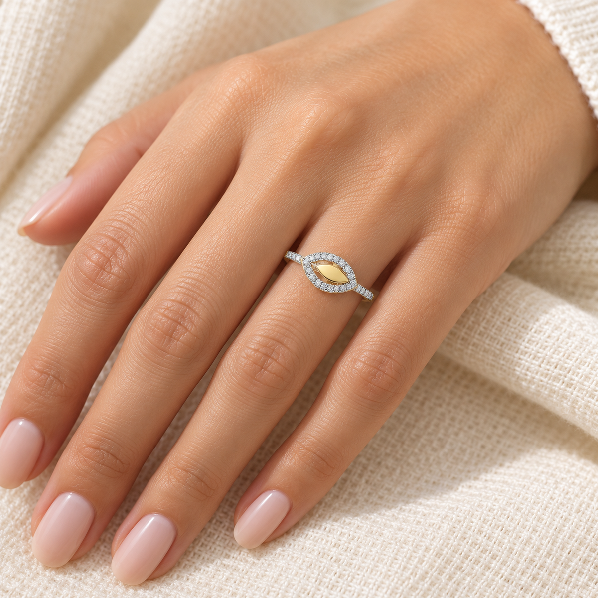 Dainty Leaf Silver Ring yellow gold worn