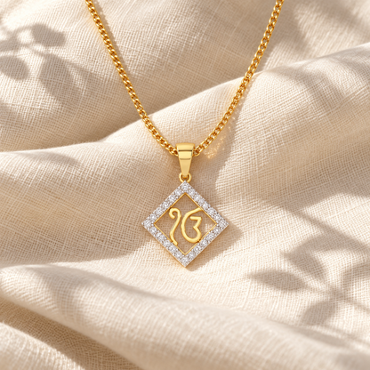 Divine Onkar Silver Pendant - Yellow Gold - Aesthetic