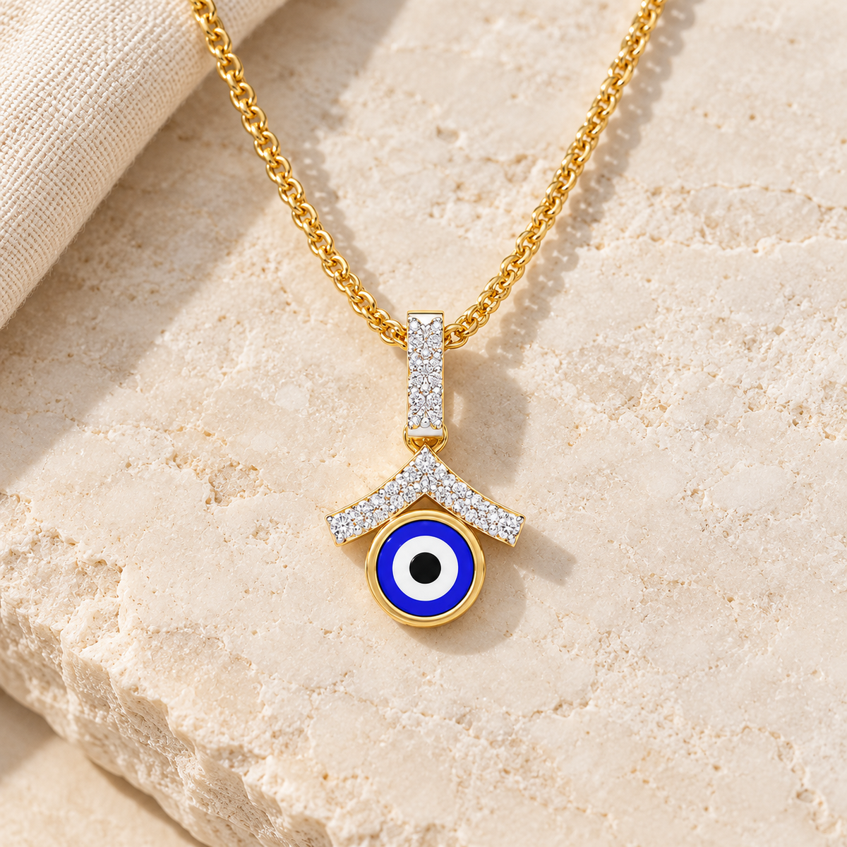 Eternal Shield Silver Pendant - Yellow Gold - Aesthetic
