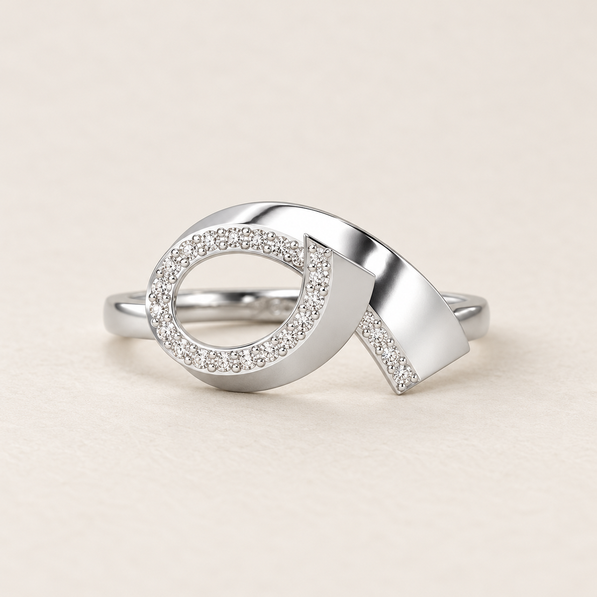 Celestial Glow Silver Ring - White Gold - Aesthetic