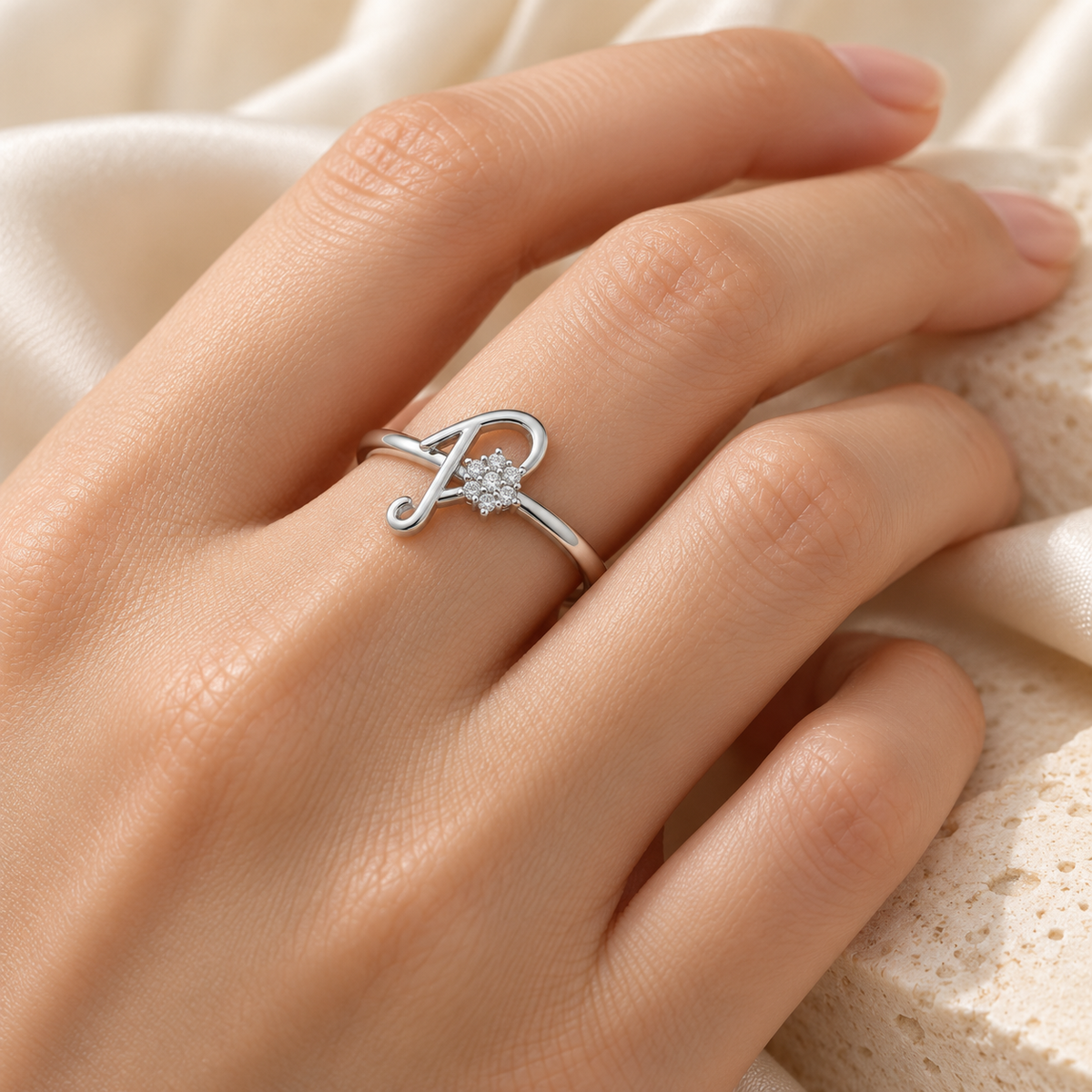 Flora D Silver Ring - White Gold - Model