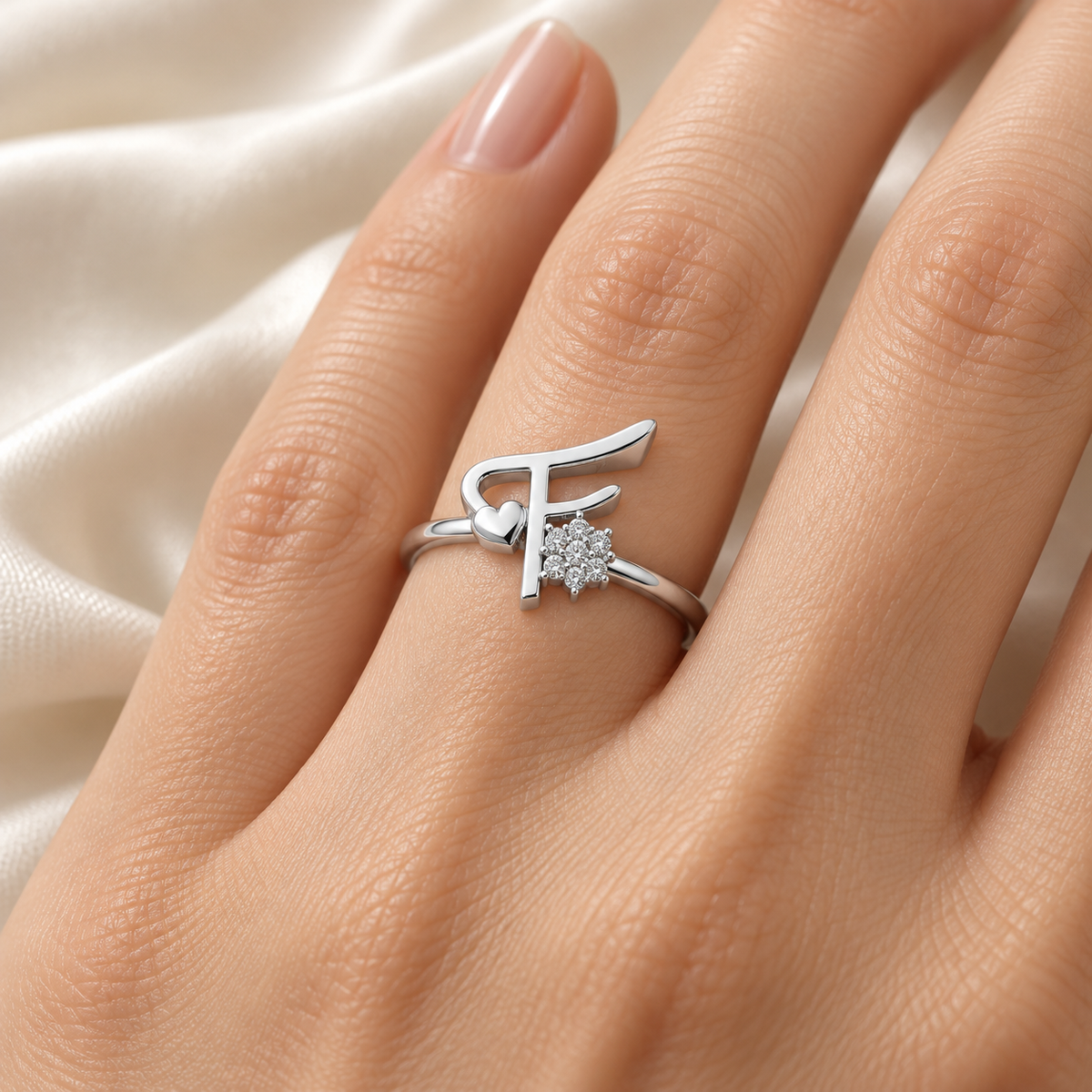 Flora F Silver Ring - White Gold - Model