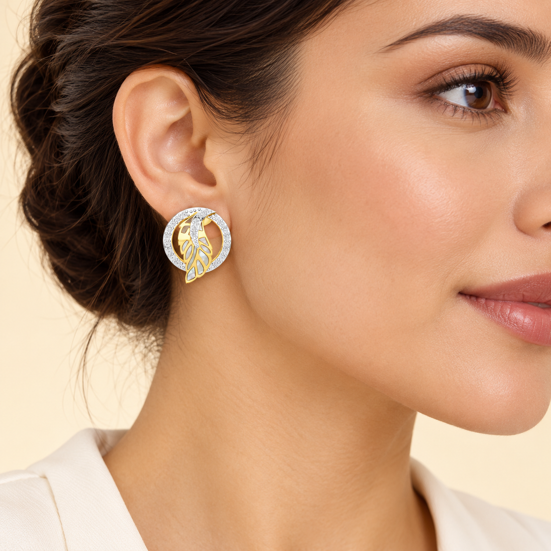 Legacy Shine Silver Stud Earrings