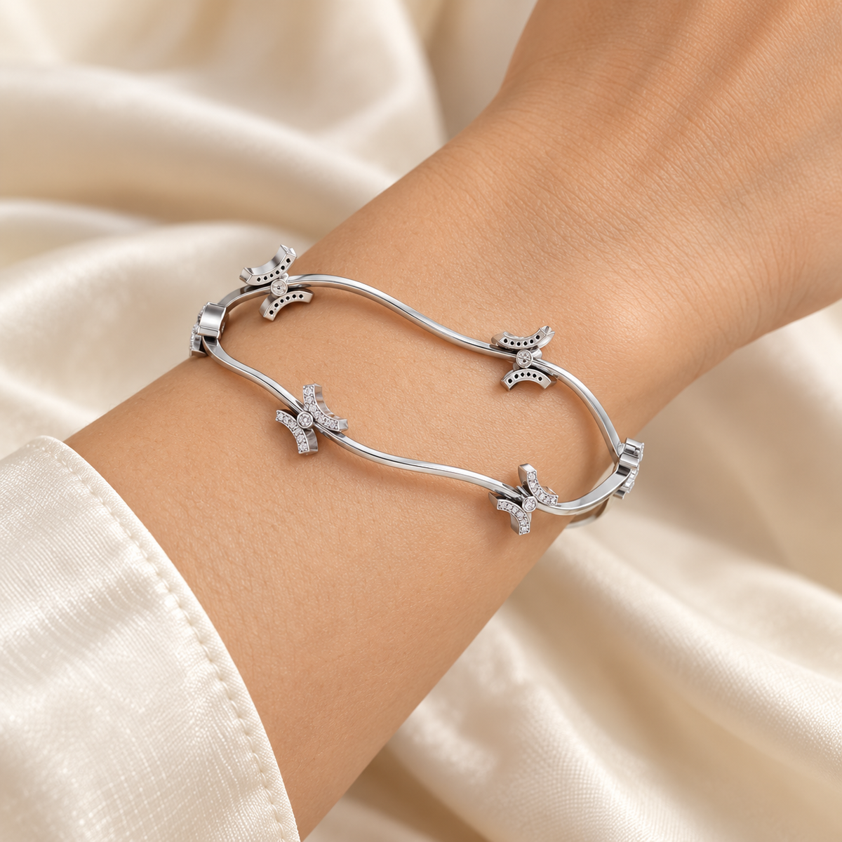 Nakashi Silver Bangles - White Gold - Wrist model photo