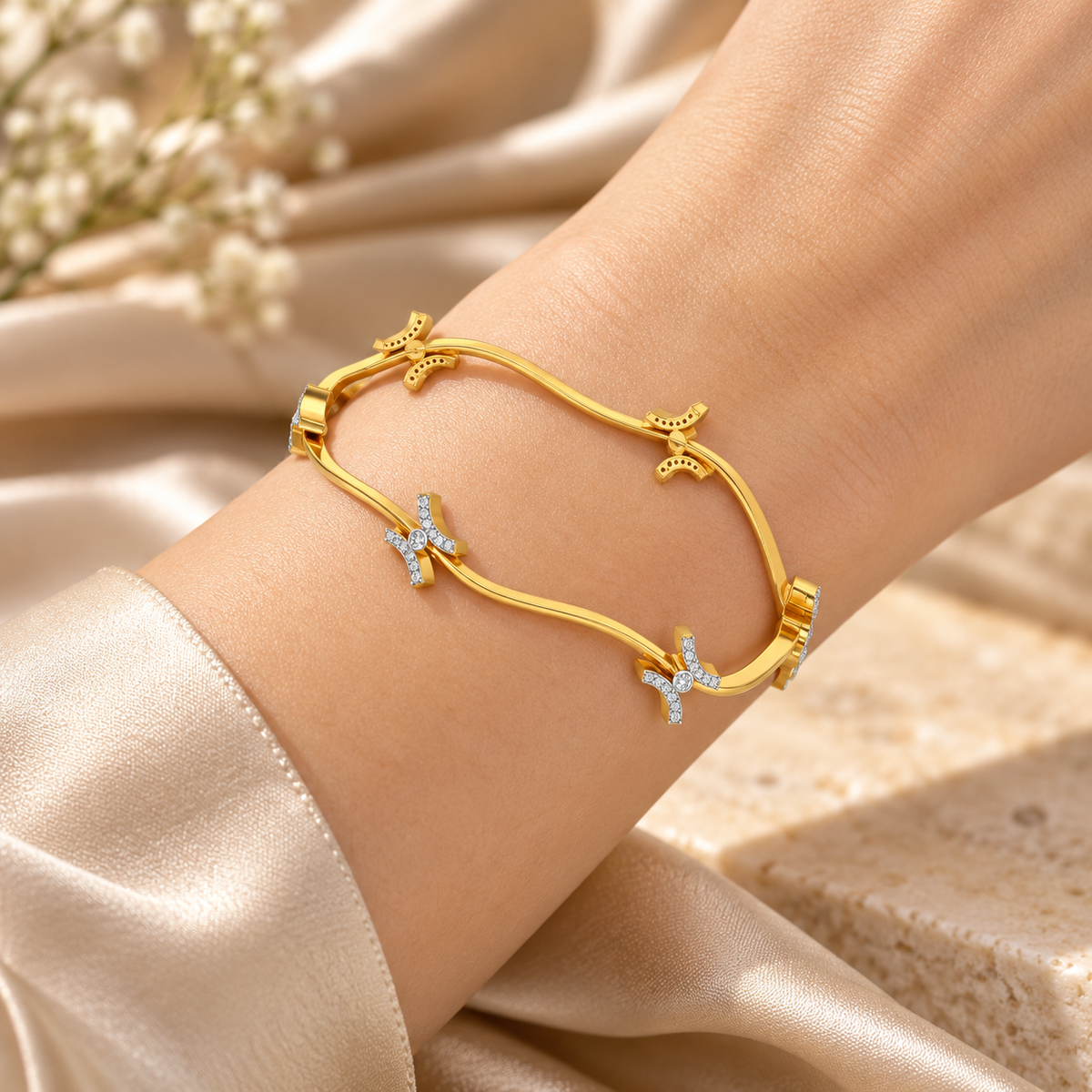 Nakashi Silver Bangles - Yellow Gold - Wrist model photo