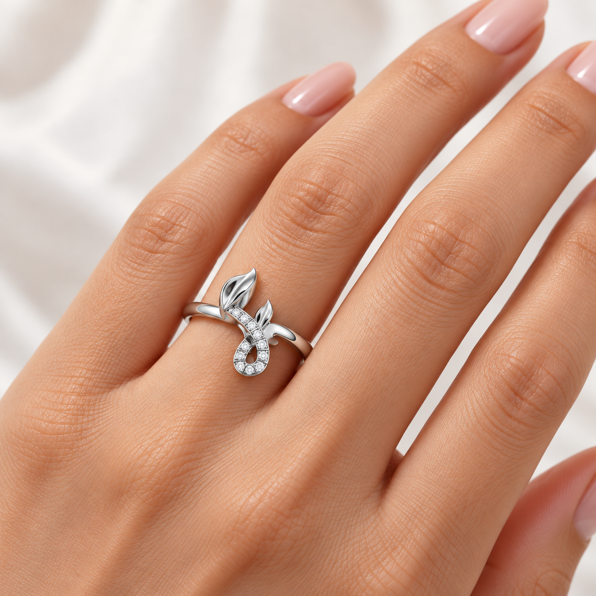 Nature F Silver Ring - White Gold - model