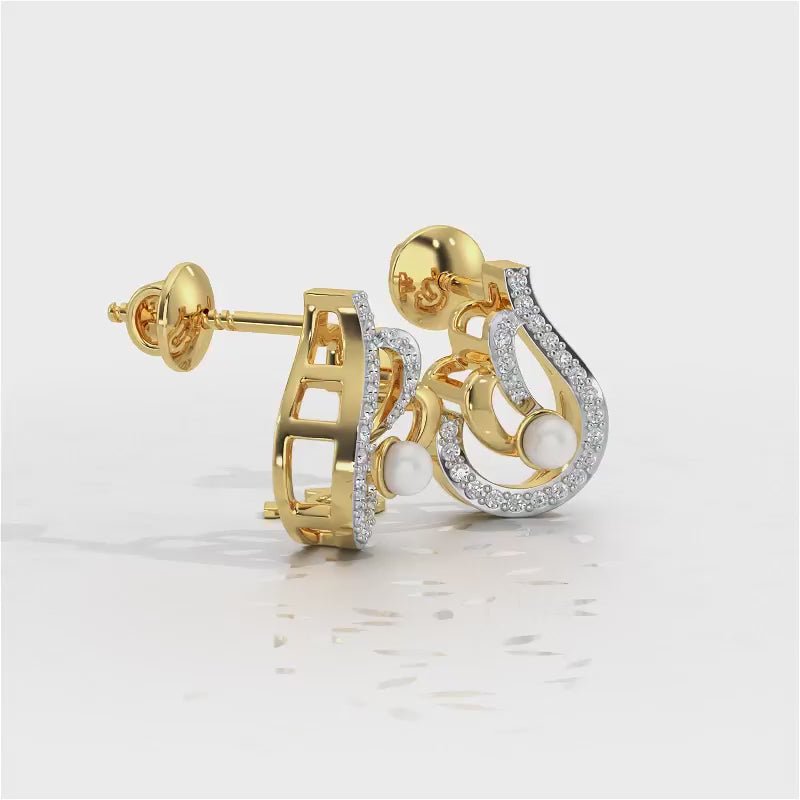 Quidditch Silver Pearl Earrings - Yellow Gold Video