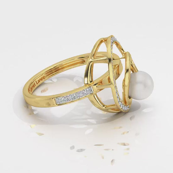 Oyster Silver Pearl Ring - Yellow Gold Video
