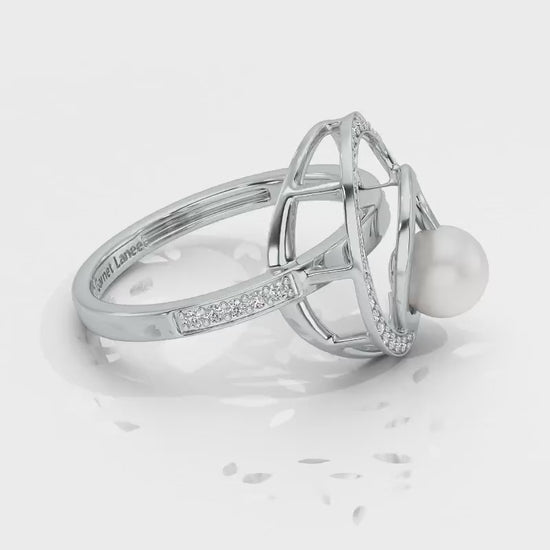 Oyster Silver Pearl Ring - White Gold Video