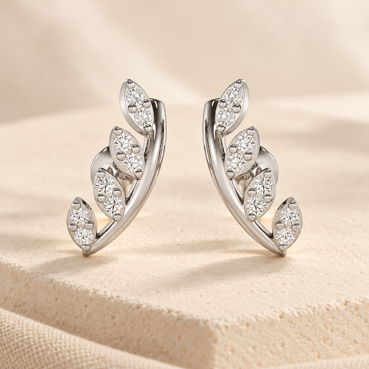 Royal Remembrance Silver Stud Earrings - White Gold - Aesthetic