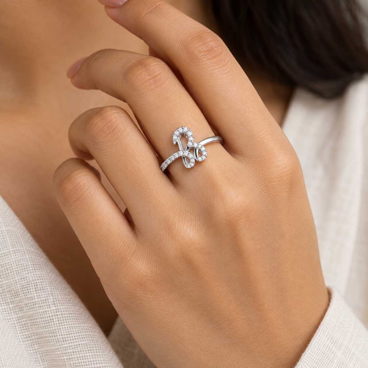 Stylish B Silver Ring - White Gold - Model